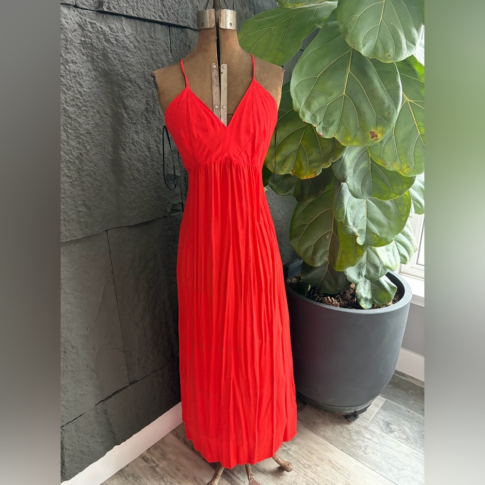 Forever 21 Vibrant Red Maxi Dress